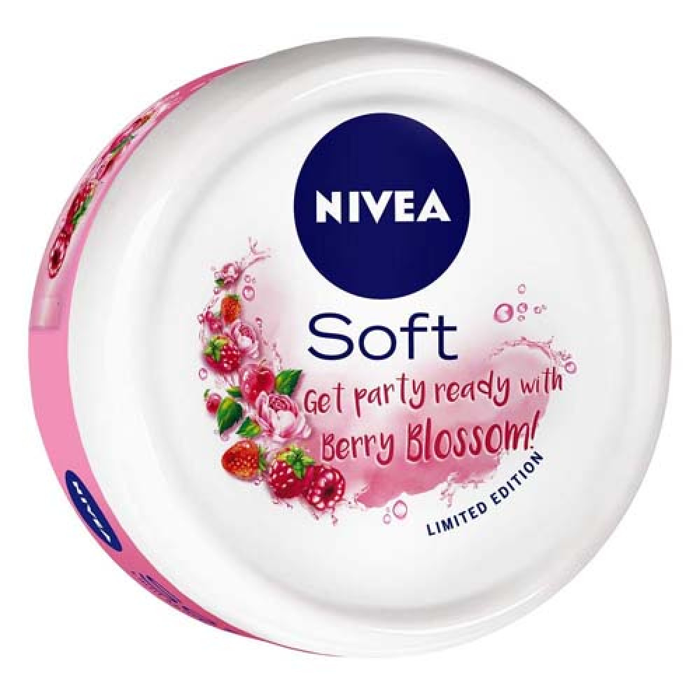 Nivea Soft Berry Blossom Light Moisturiser 100ml